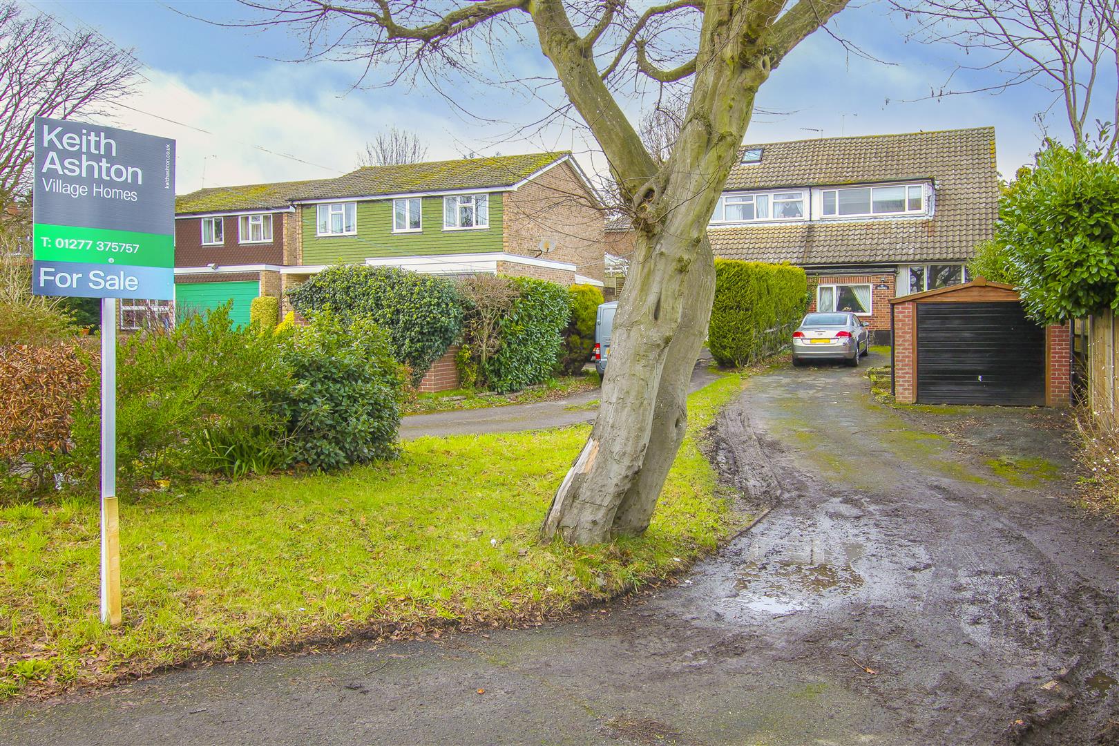 Beehive Chase, Hook End, Brentwood Keith Ashton